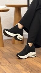 Guja 25Y300 Kadın Dolgu Model Triko Spor Ayakkabı