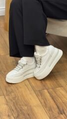 Guja 25Y492 Kadın Bağcık Taş Detay Spor Ayakkabı