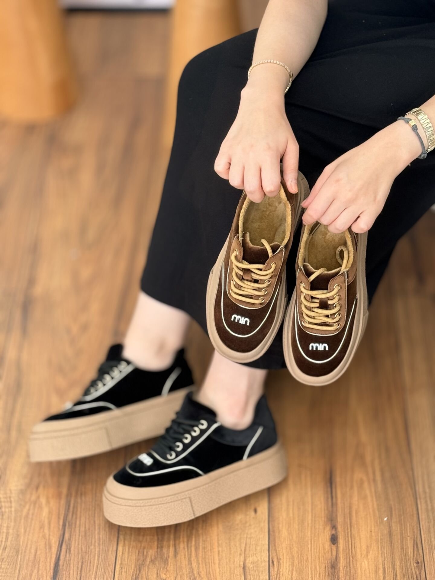 Guja 25Y330 Kadın Kalın Taban Kadife Spor Ayakkabı