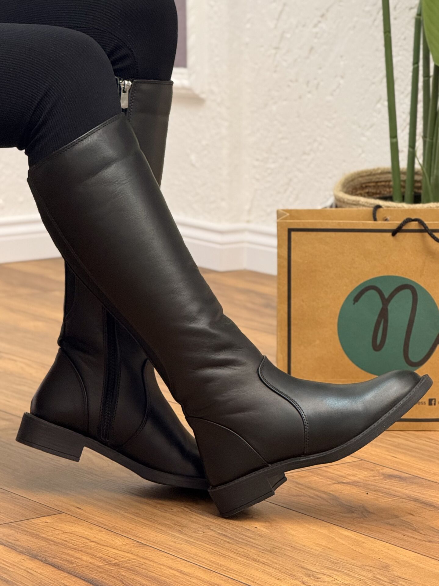 M&T 9975 Kadın Hakiki Deri Lastikli Çizme