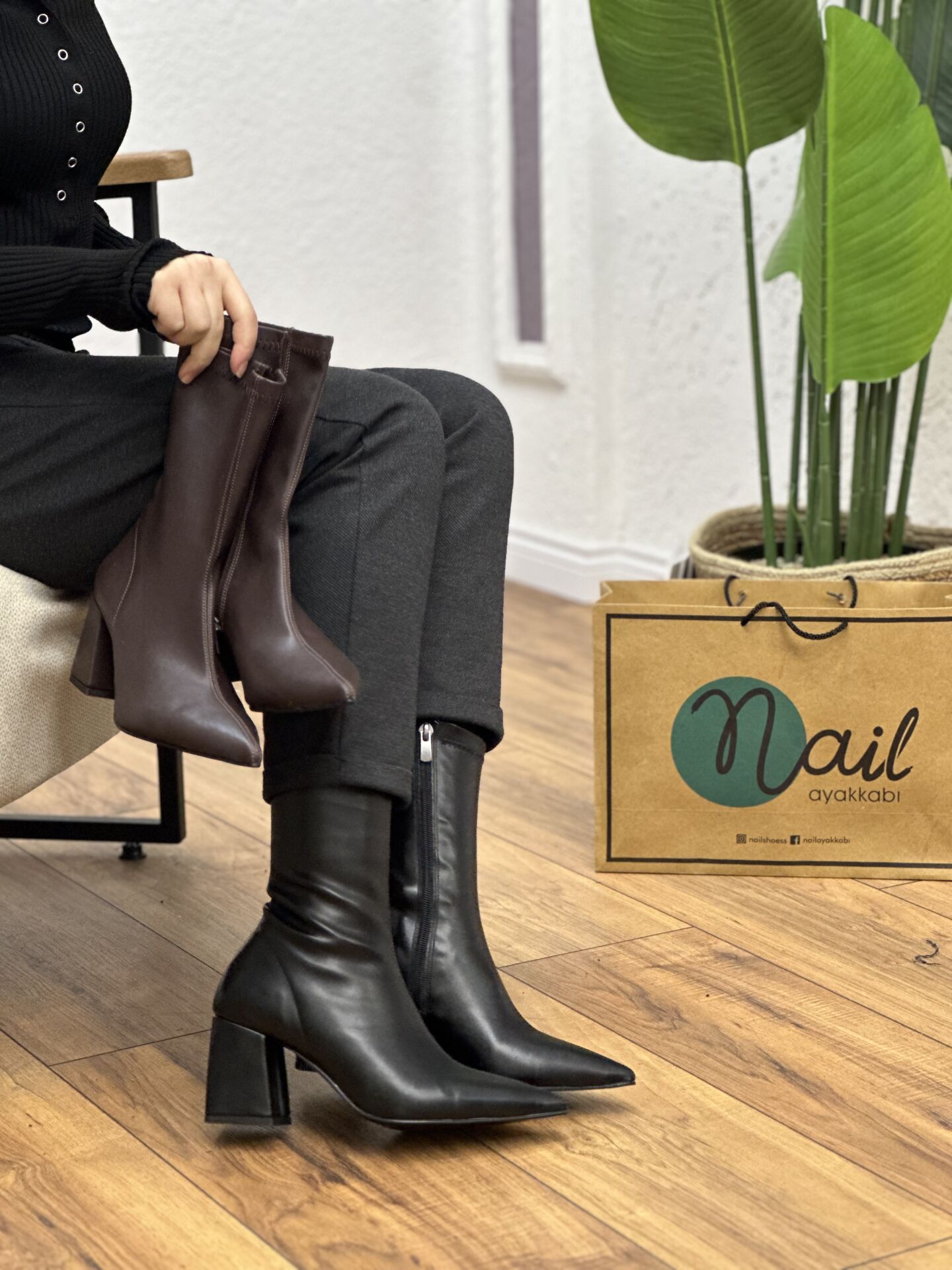 Nail Shoes 124 Kadın Streç Kalın Topuk Bot