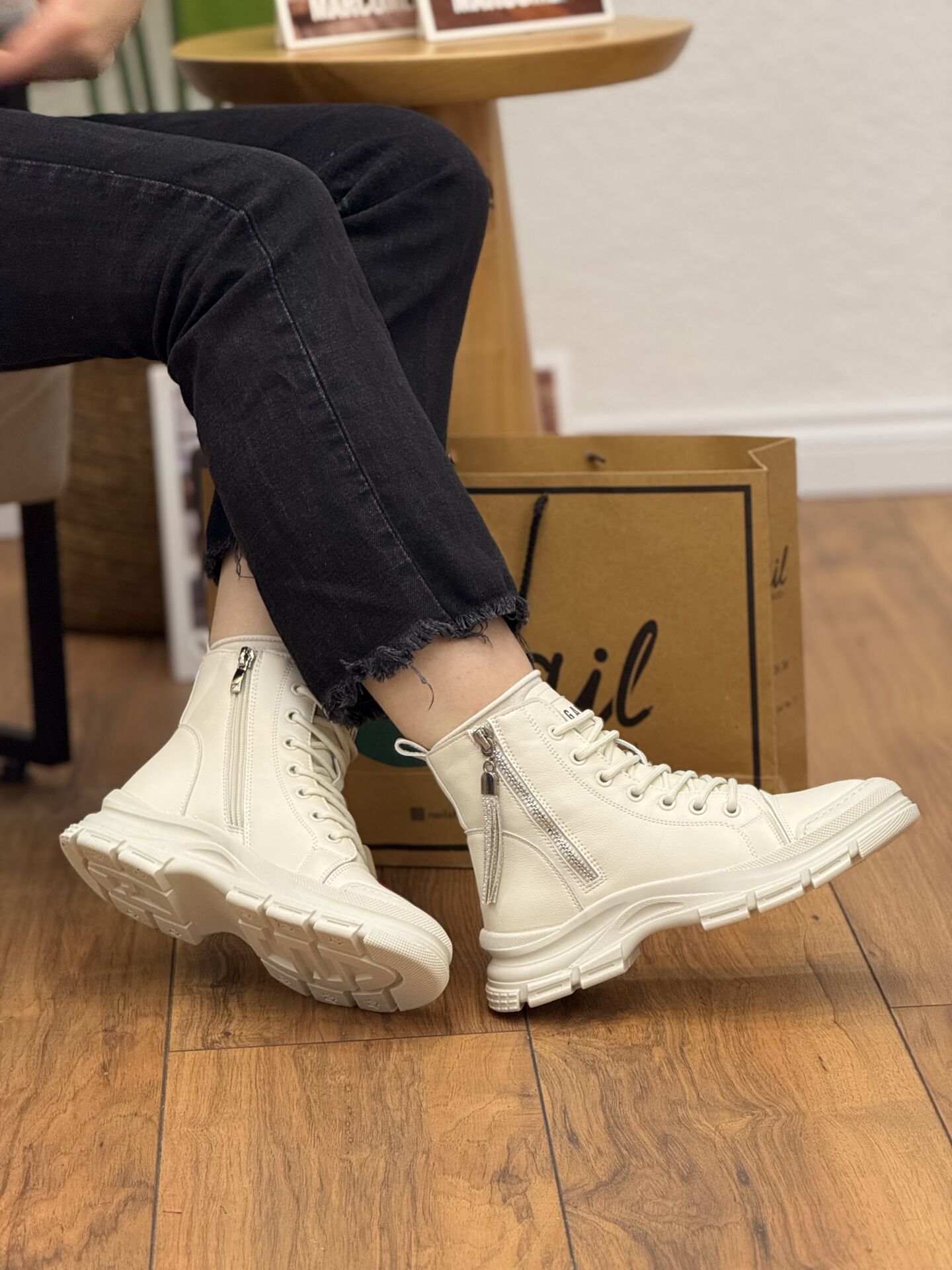 Gamelu 25WE Neptün Kadın Spor Bot