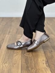 Floor 108 Kadın Deri Ortopedik Önü Büzgü Detay Babet