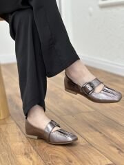 Floor 108 Kadın Deri Ortopedik Önü Büzgü Detay Babet