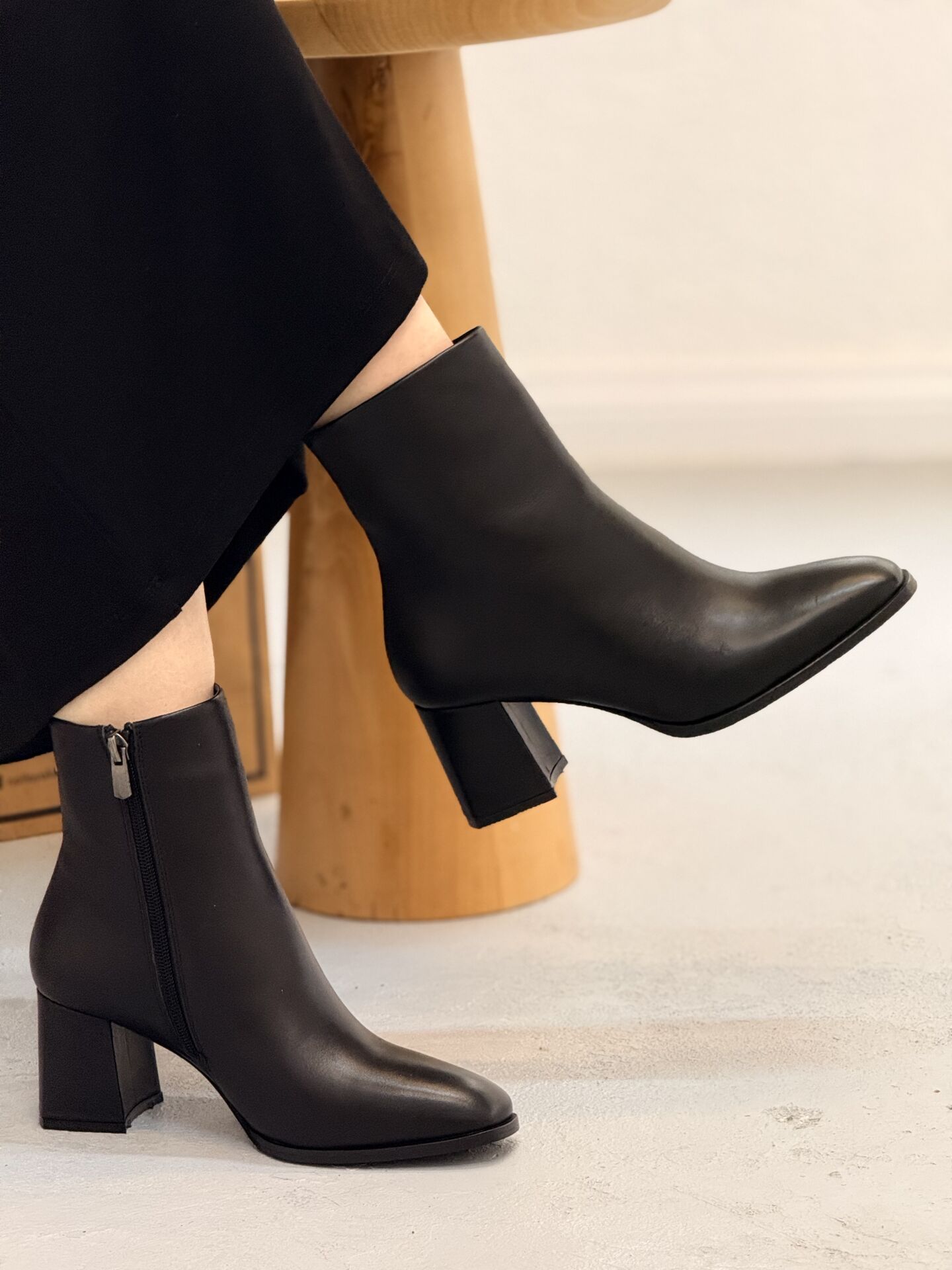 Rachel R314 Kadın Hakiki Deri Düz Klasik Topuklu Bot