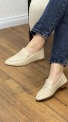 Rachel M2053 Kadın Hakiki Deri Atkılı Küt Burun Babet