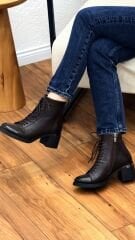 Rachel R1234 Kadın Hakiki Deri Bağcıklı Topuk Detay Bot