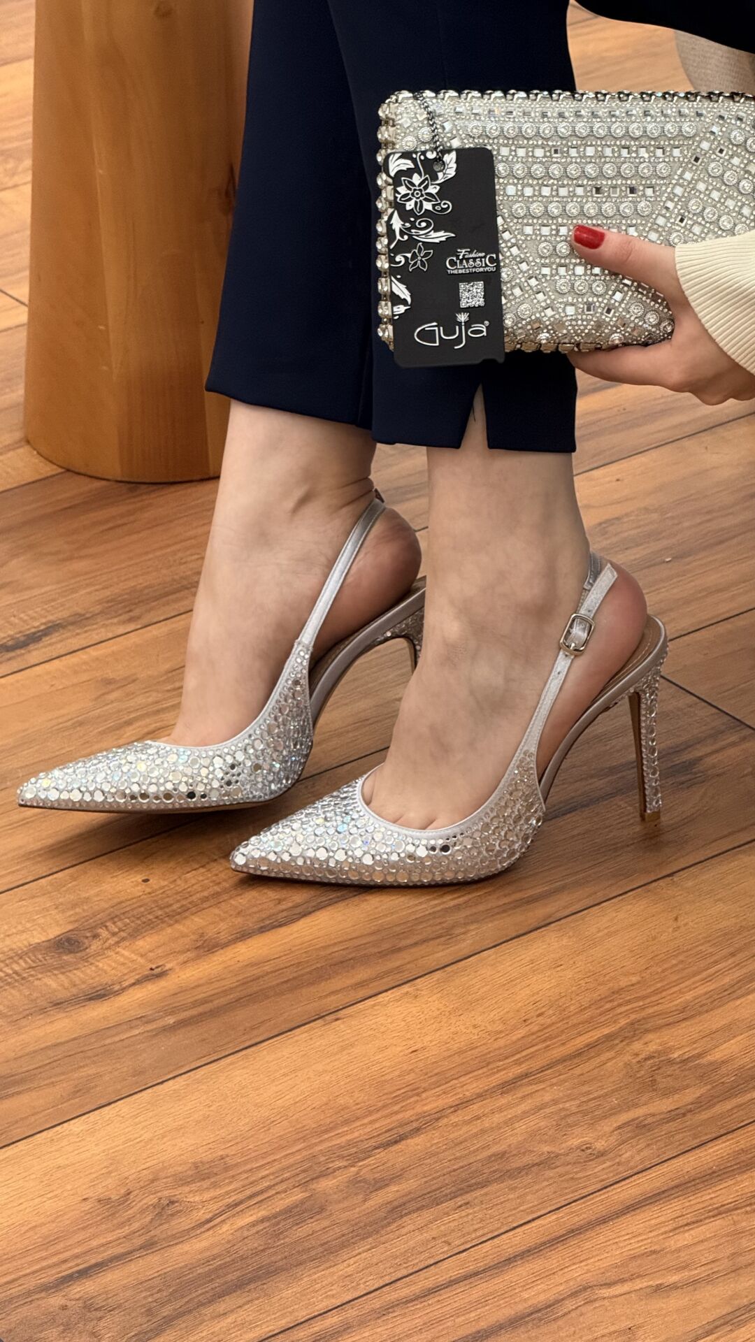 Guja C1324 Gümüş Abiye Taşlı Çanta