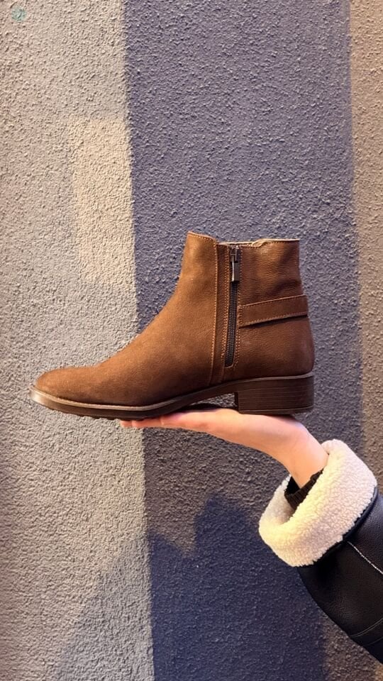 Nehir 24-042 Kadın Ortopedik Tokalı Bot