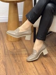 My Fit 750 Kadın Deri Kare Burun Küçük Topuk Ayakkabı