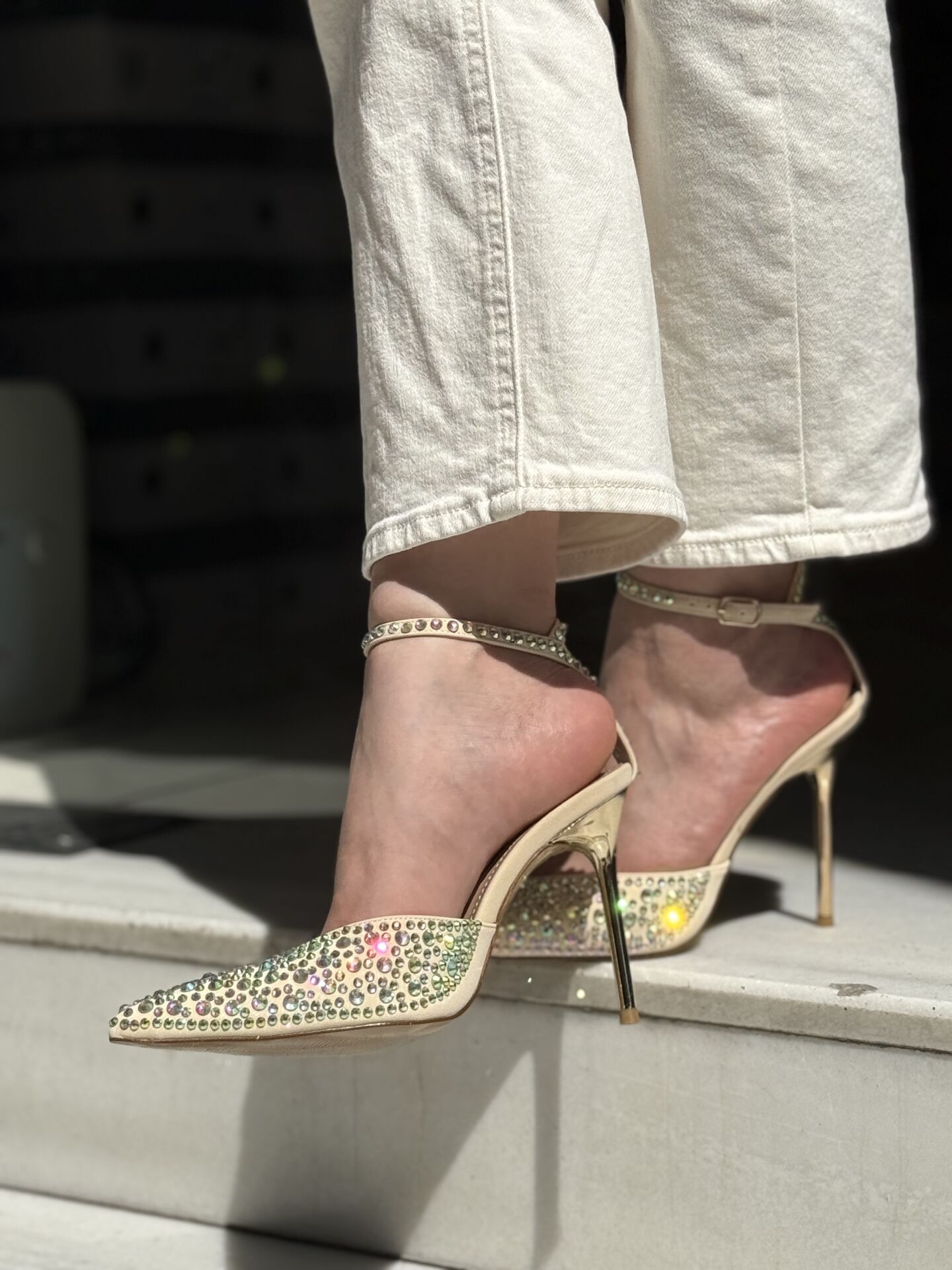 Lescarpe 1027 Kadın Sivri Burun Arkası Açık Taşlı Abiye Ayakkabı