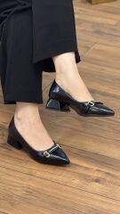 Liva Shoes A41 Kadın Halka Toka Kısa Kalın Topuk Ayakkabı