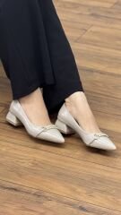 Liva Shoes A41 Kadın Halka Toka Kısa Kalın Topuk Ayakkabı